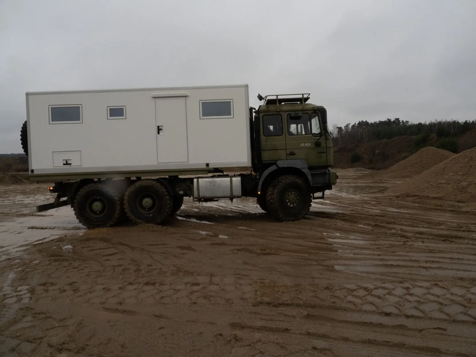 Kamper wyprawowy MAN 6x6 6