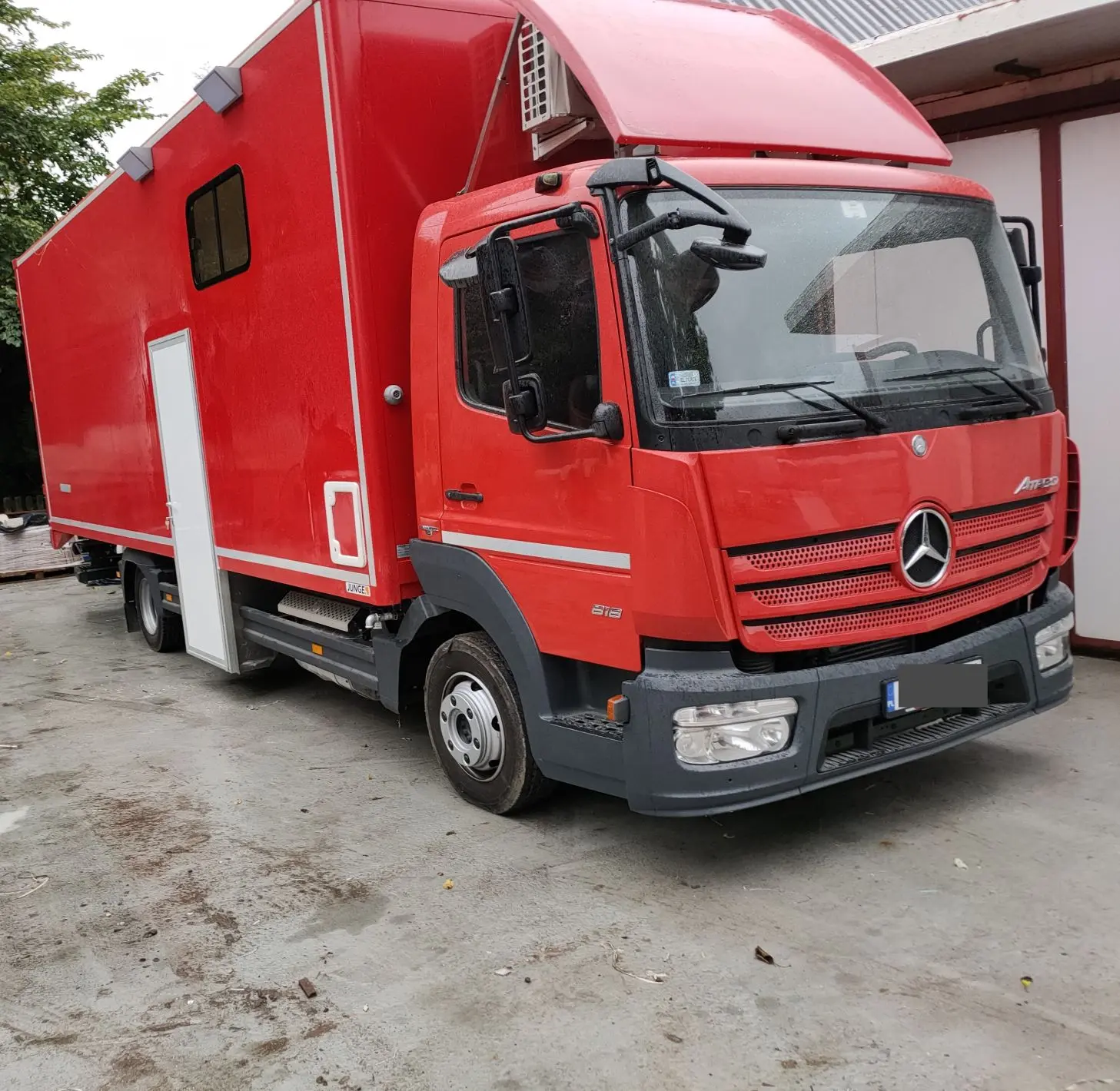 Installation of lowered doors 1